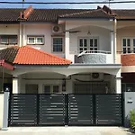 Ipoh Station 18